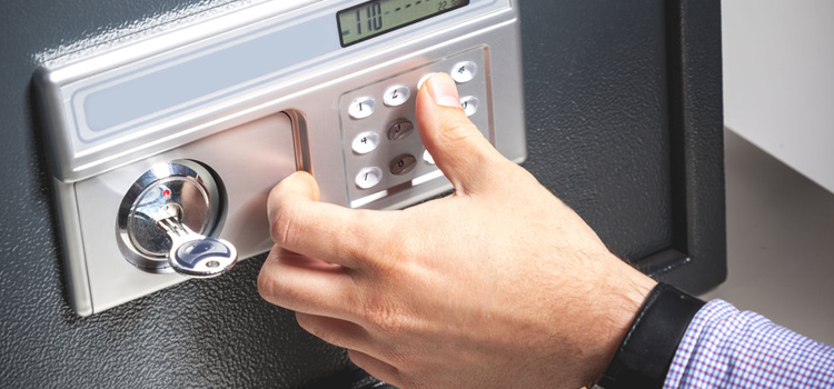 Safe Opener Service Lomita